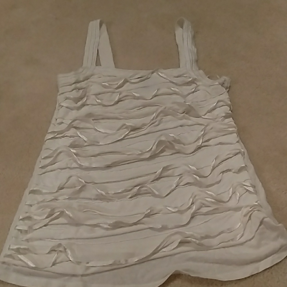 Ruffle tank